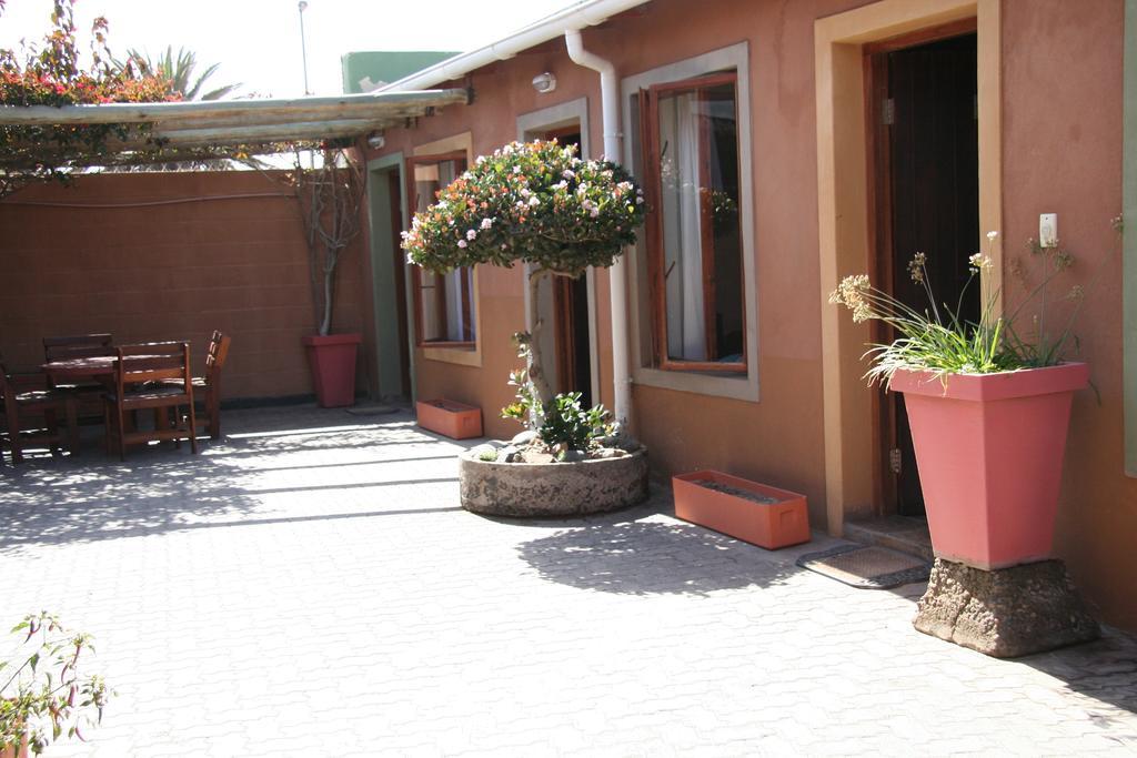 Dunedin Star Guesthouse Swakopmund Exteriör bild