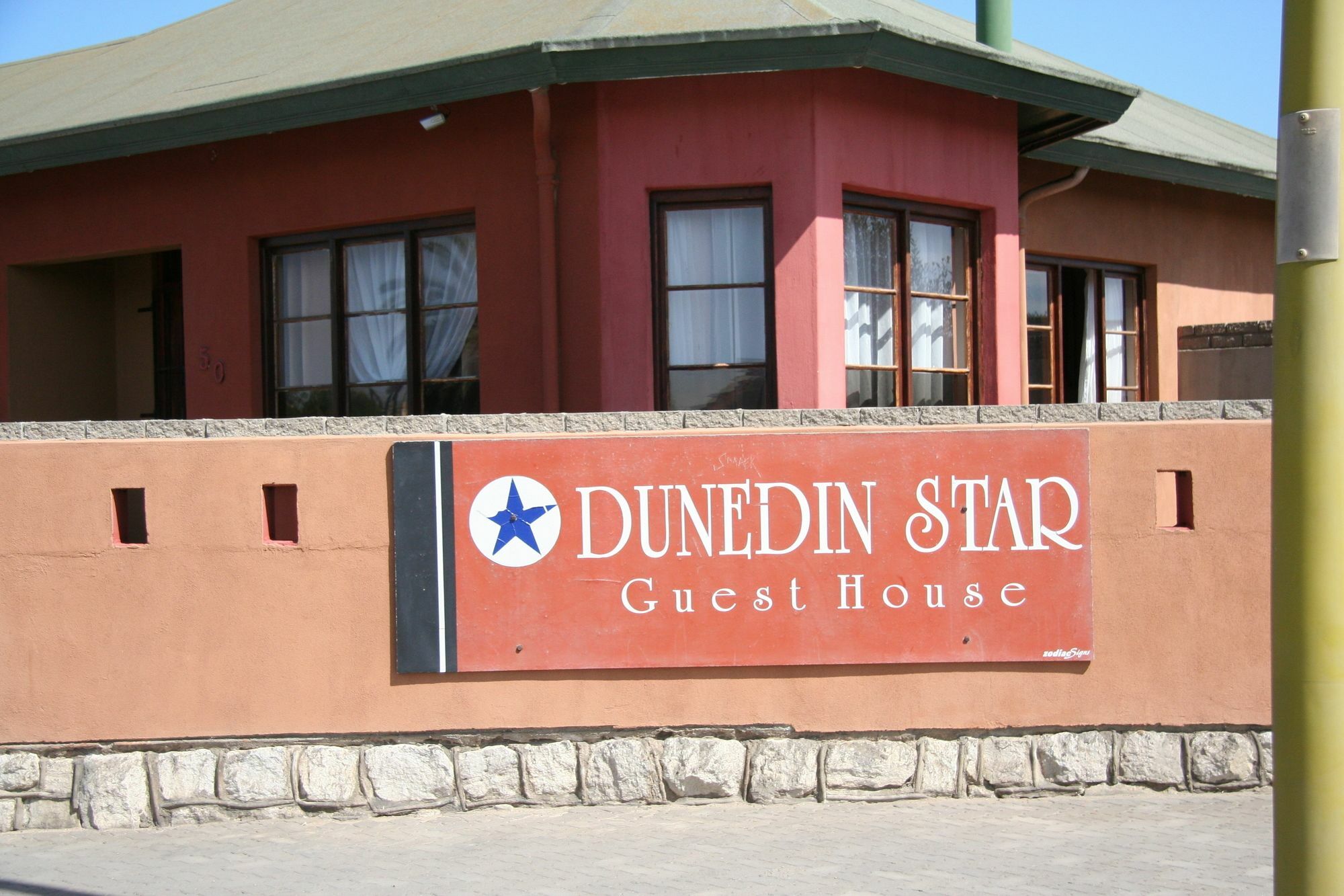 Dunedin Star Guesthouse Swakopmund Exteriör bild